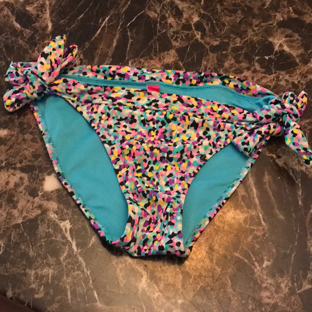 Size small VS BIKINI BOTTOMS